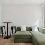 Apartment In Paris 2Eme